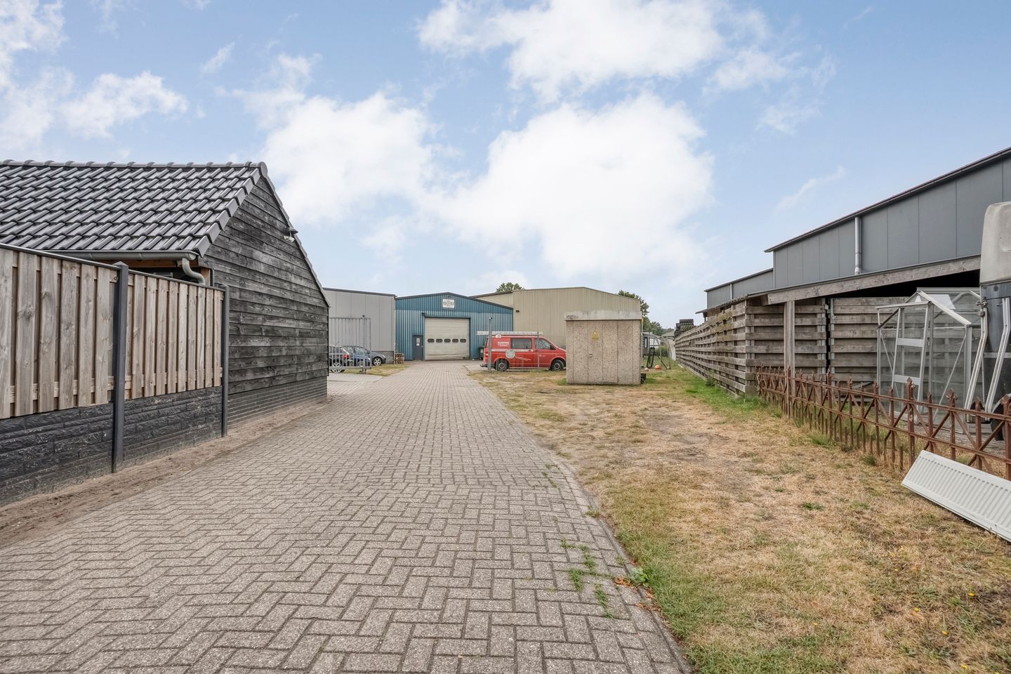 Foto 44 van Rogat 18