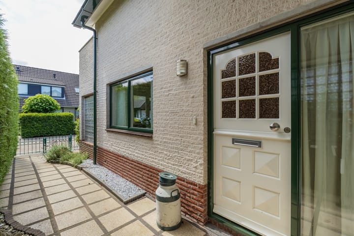 Foto 4 van Louis Couperuslaan 7