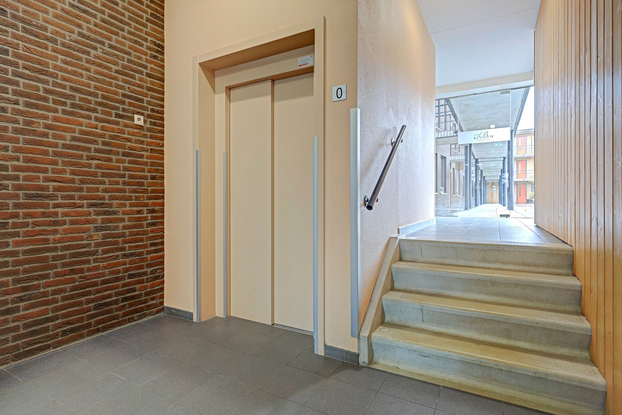 Photo 6 of Pastoor van Beugenstraat 86