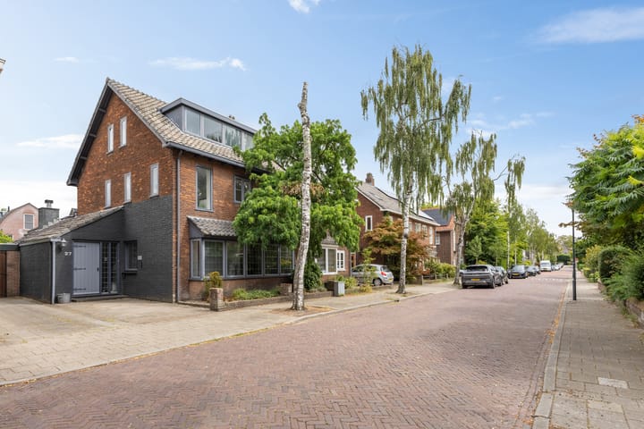 Hoekwoning te koop: Wilhelminalaan 27, Vught