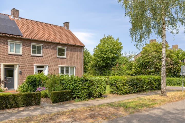 Foto 3 van Bertelindislaan 9