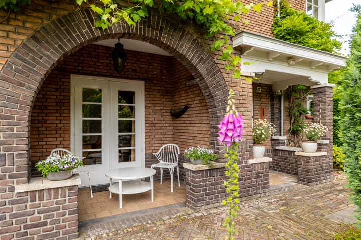 Tussenwoning te koop: de Roy van Zuidewijnlaan 43, Breda