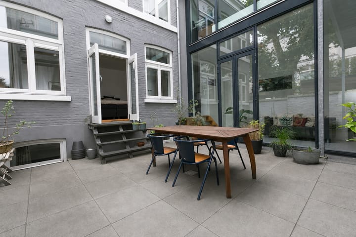 Foto 2 van De Ruijterstraat 66