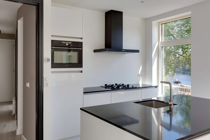 Appartement te huur: Nassaukade 151-1, Amsterdam