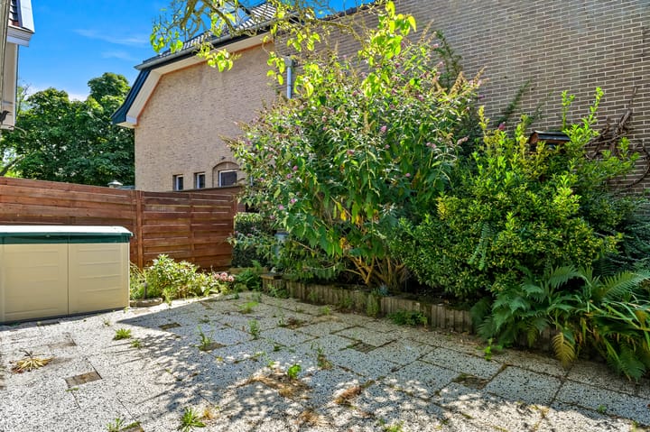 Hoekwoning te koop: Pasteurstraat 3, Delft