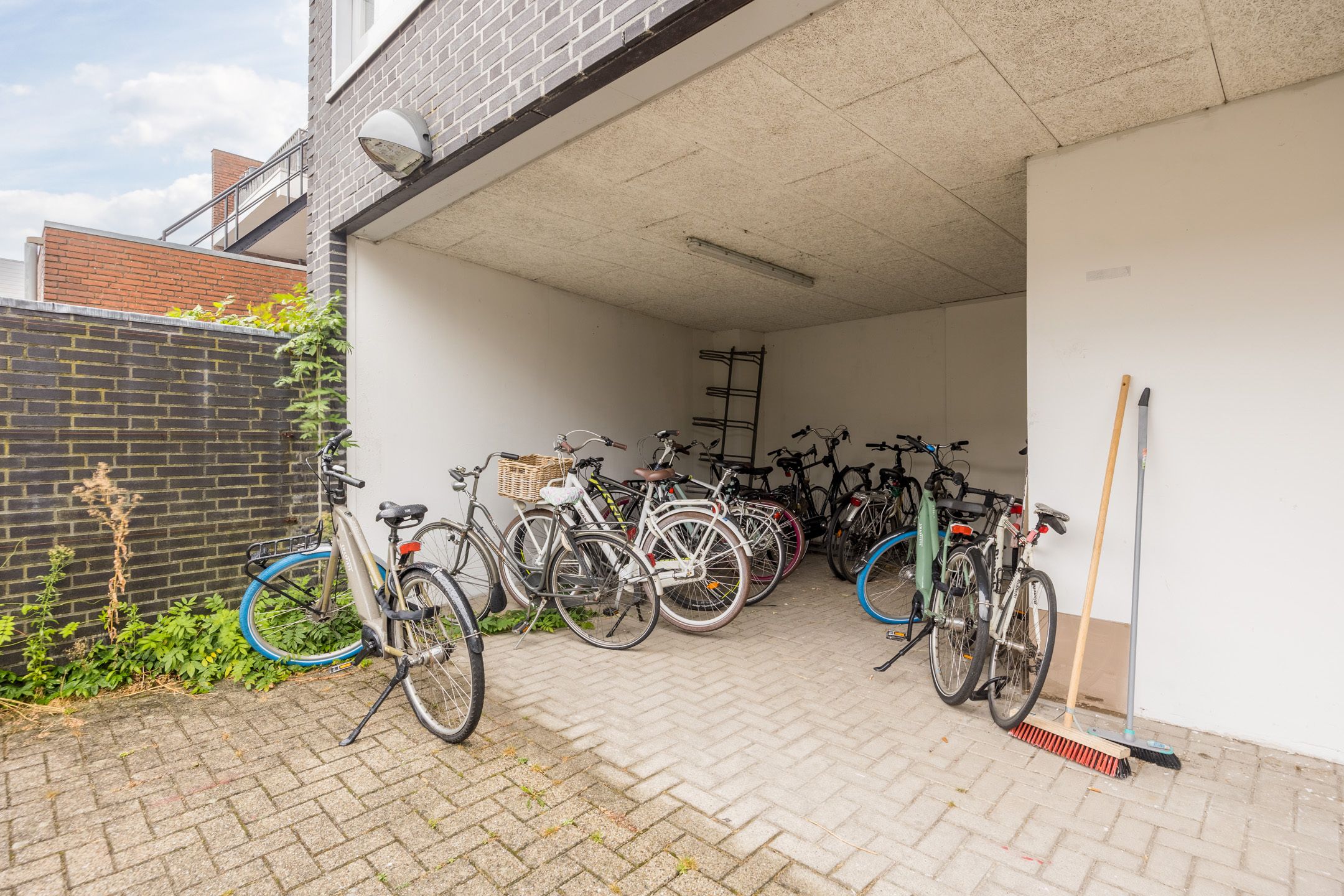 Photo 18 of Besterdring 27-06