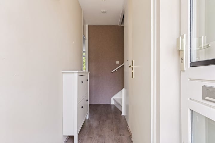 Tussenwoning te koop: Gipskruidweg 31, Almere