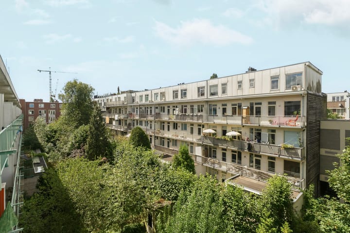 Studio te koop: Afrikanerplein 72, Amsterdam