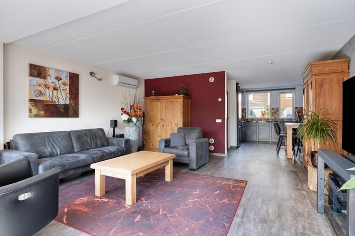 Hoekwoning te koop: Zuring 87, Klazienaveen
