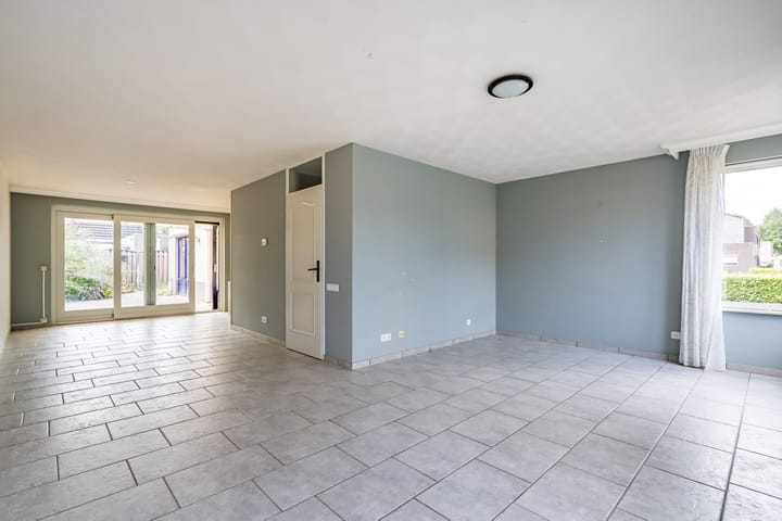 Foto 3 van Steenspil 10