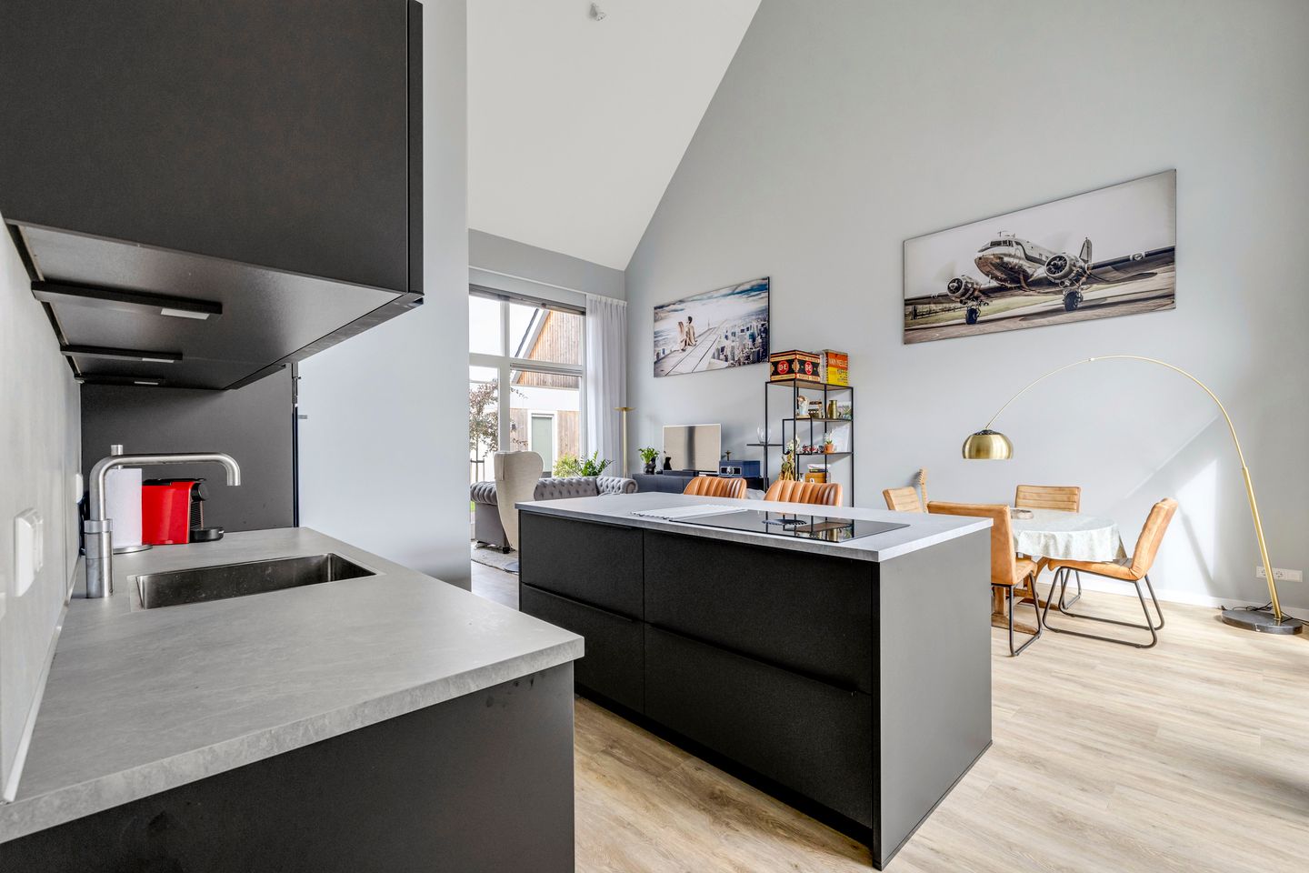 Photo 14 of Raadhuisstraat 42