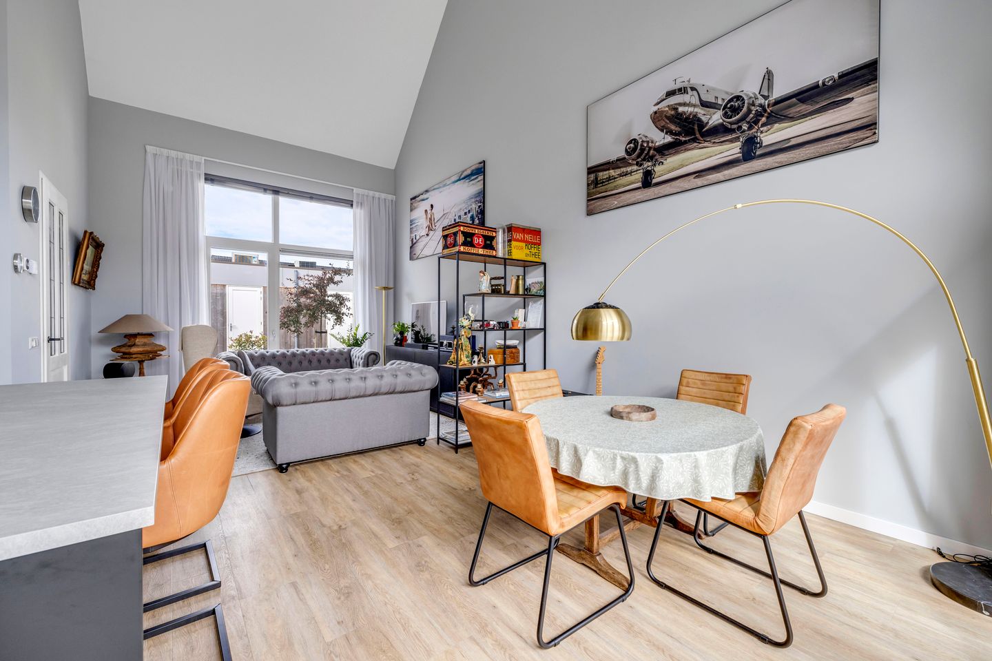 Photo 10 of Raadhuisstraat 42