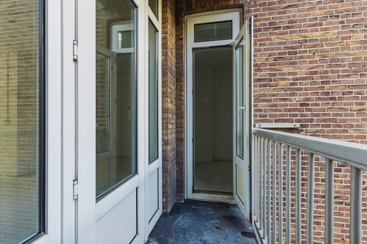 Studio te koop: Vaartstraat 44-1, Amsterdam