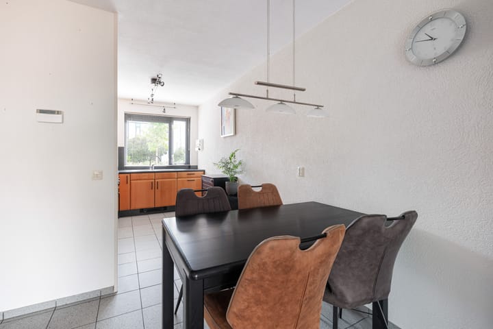 Tussenwoning te koop: Wilhelmina van Pruisenlaan 243, Gouda
