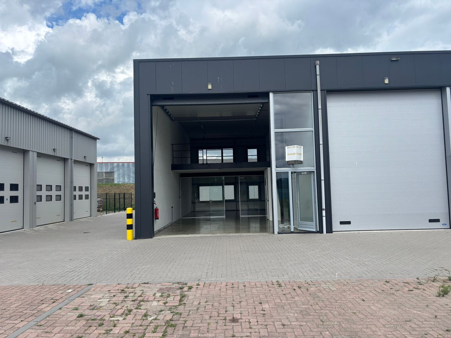 Bekijk foto 1 van Industrieweg 11-L