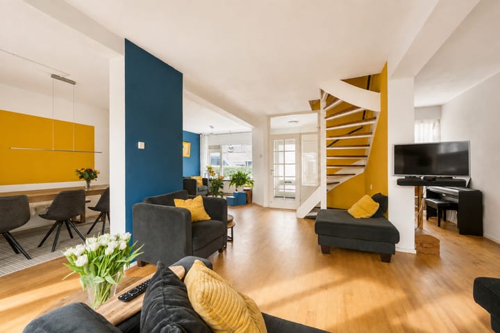 Twee-onder-één-kap te koop: Pater Stormstraat 1, Achterveld (Ut)