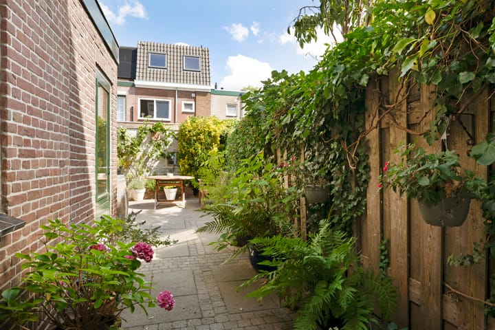 Tussenwoning te koop: Bantamstraat 21, Haarlem