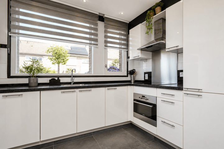 Tussenwoning te koop: Drenthehof 42, Helmond