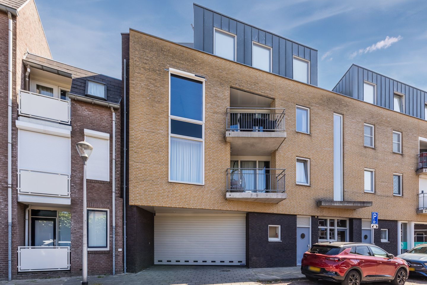 Foto 1 van Kardinaal van Rossumstraat 76