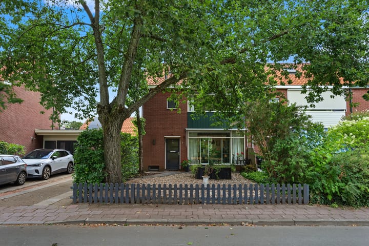 Tussenwoning te koop: Knibbelakker 9, Ermelo