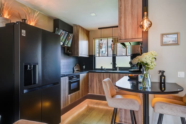 Tussenwoning te koop: Velddreef 285, Zoetermeer