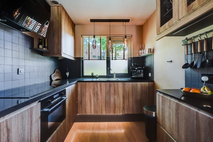 Tussenwoning te koop: Velddreef 285, Zoetermeer