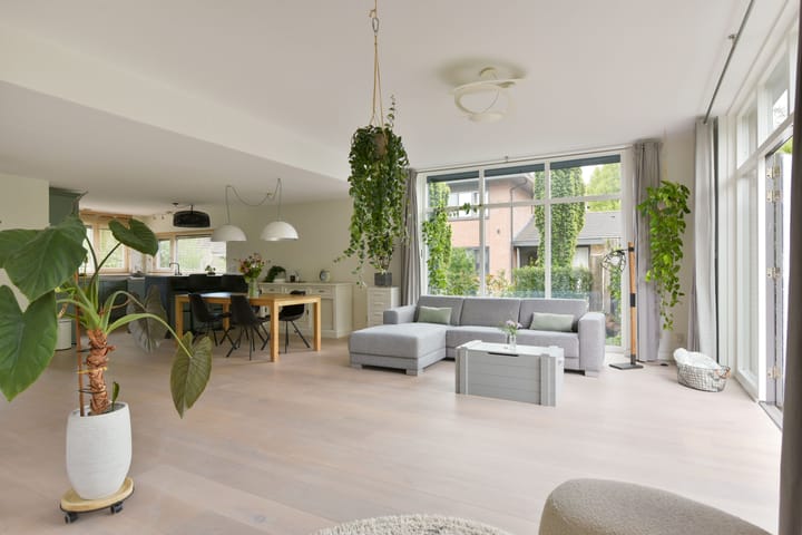 Hoekwoning te koop: John Raedeckerhof 14, Hoorn