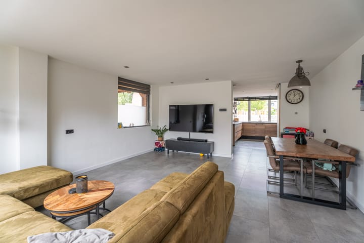 Hoekwoning te koop: Boshuysenstraat 12, Katwijk (Zh)