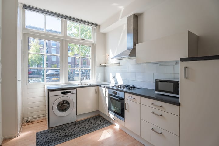 Tussenwoning te koop: Oude Singel 206, Leiden