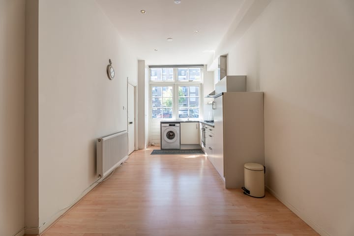 Tussenwoning te koop: Oude Singel 206, Leiden