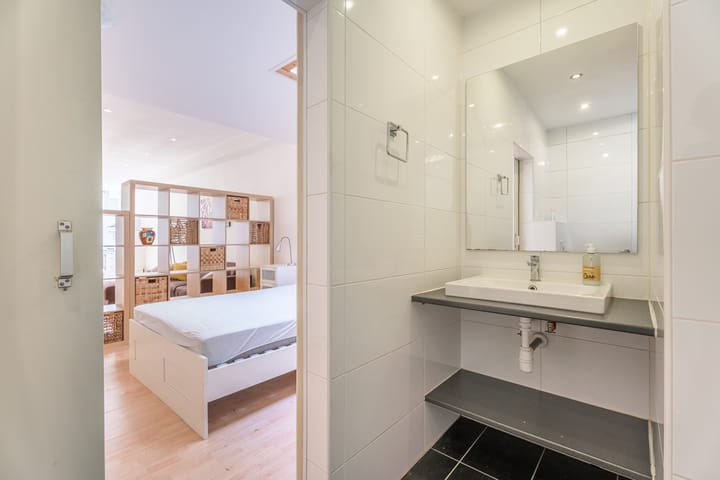 Tussenwoning te koop: Oude Singel 206, Leiden