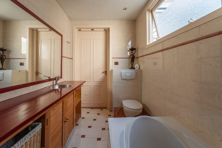 Tussenwoning te koop: Oude Singel 206, Leiden
