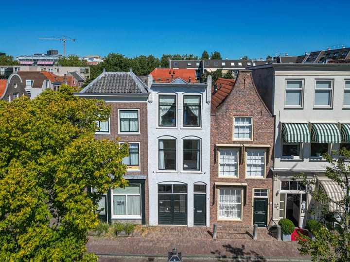 Tussenwoning te koop: Oude Singel 206, Leiden