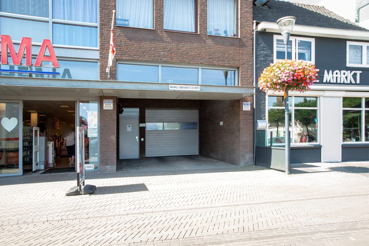 Foto 2 van Woenselse Markt
