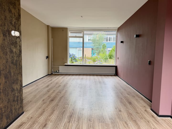 Tussenwoning te koop: Zuilenburg 3, Almelo