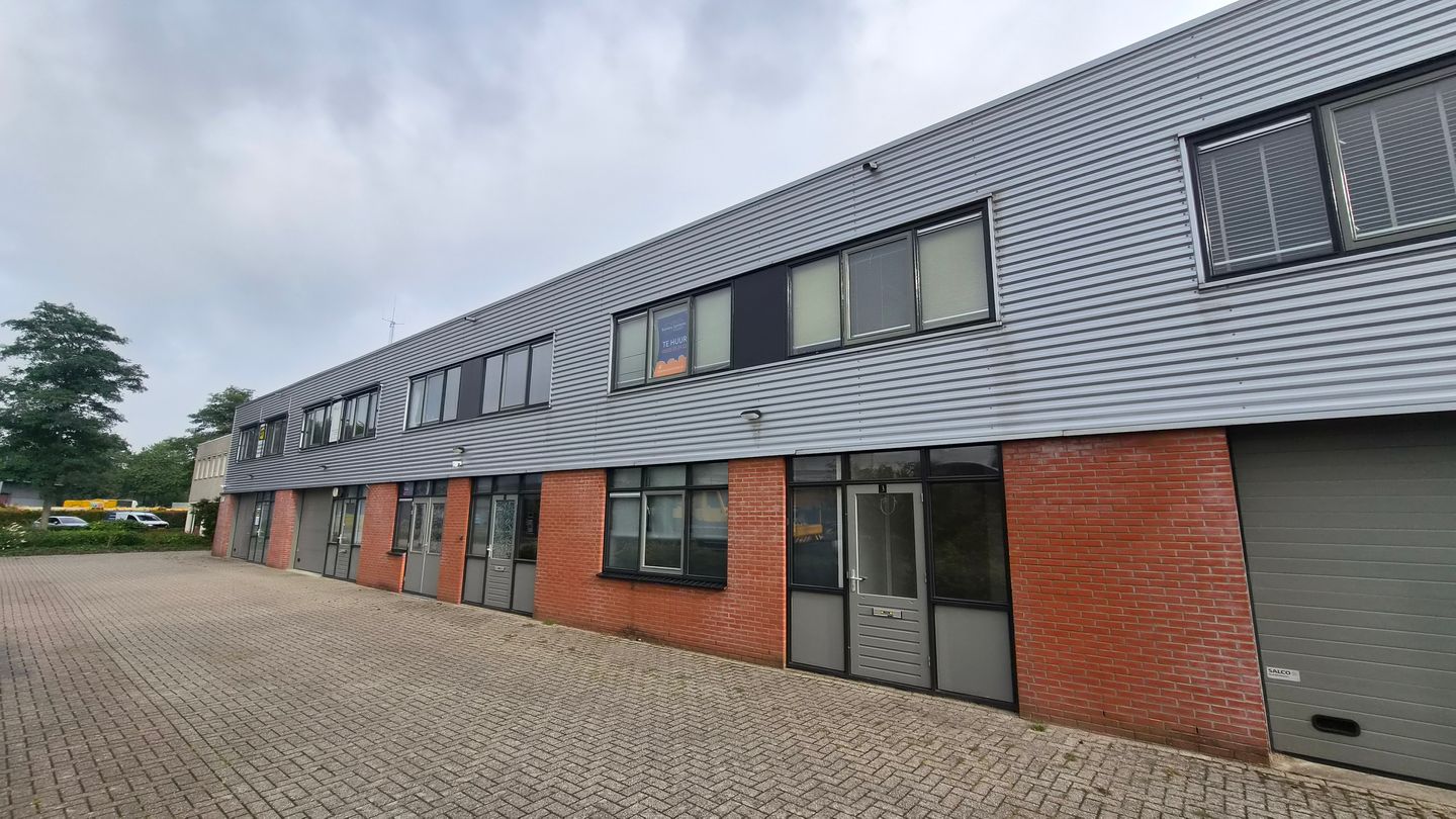Bekijk foto 3 van Paardemaat 3-A