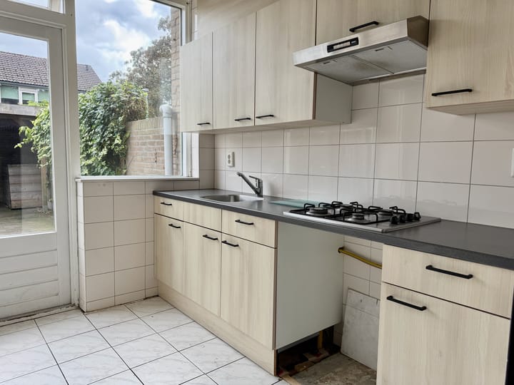 Tussenwoning te koop: Zuilenburg 3, Almelo