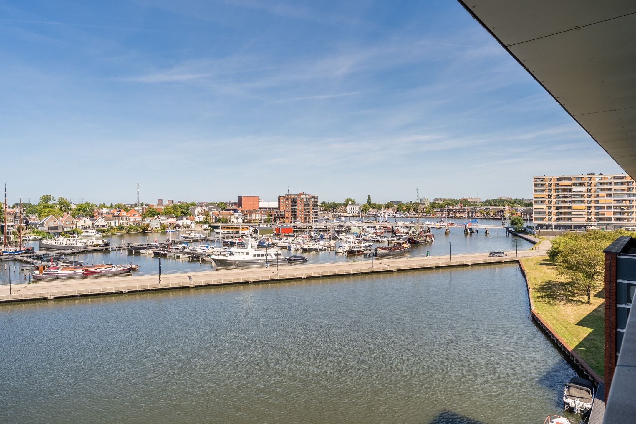Foto 48 van Justpier 112