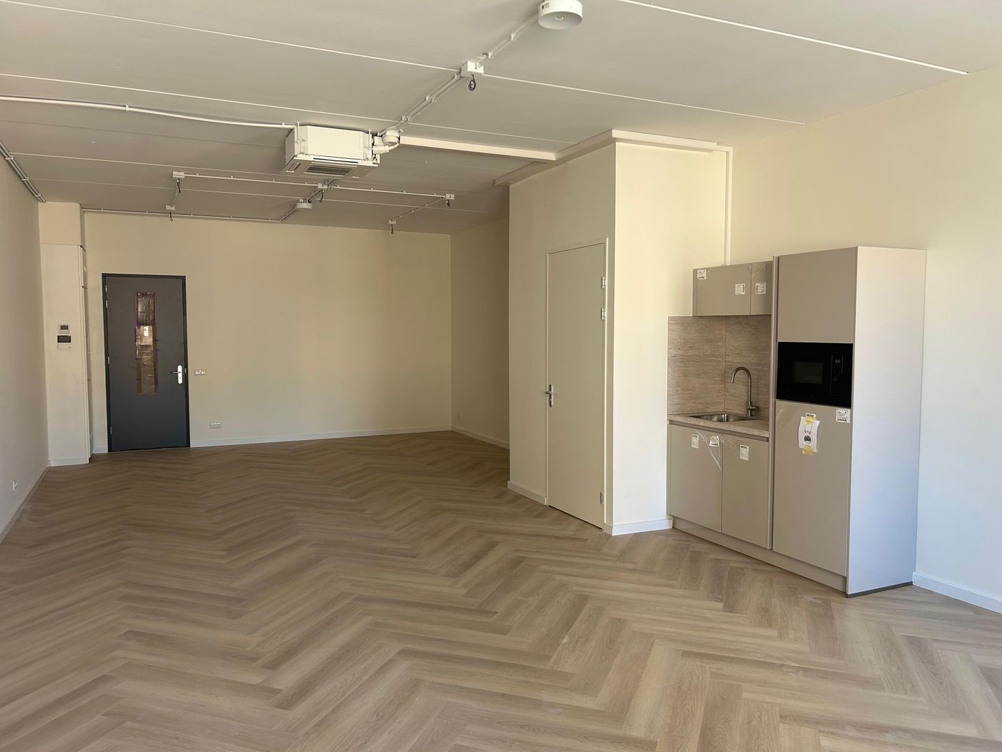 Bekijk foto 4 van Treubstraat 21-U202