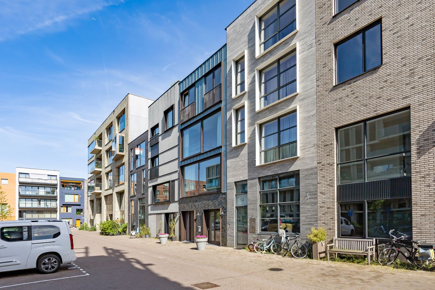 Photo 4 of Nydia Ecurystraat 16