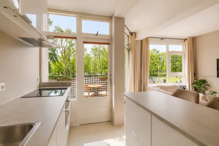 Appartement te koop: Van Leeuwenhoekstraat 5-0006, Haarlem