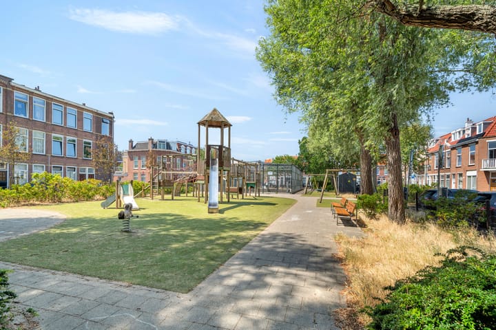 Appartement te koop: Van St. Aldegondeplein 8, 'S-Gravenhage