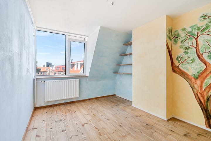 Appartement te koop: Van St. Aldegondeplein 8, 'S-Gravenhage