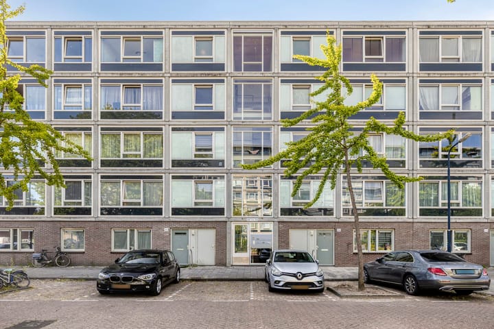 Appartement te koop: Lederambachtstraat 248, Amsterdam