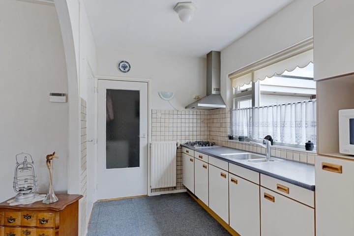Twee-onder-één-kap te koop: Stationsstraat 5A, Musselkanaal
