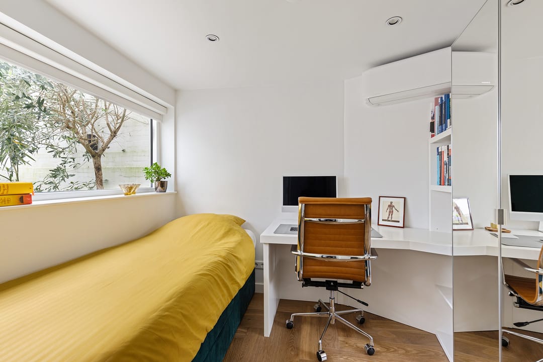 Photo 13 of Westerhavenstraat 21