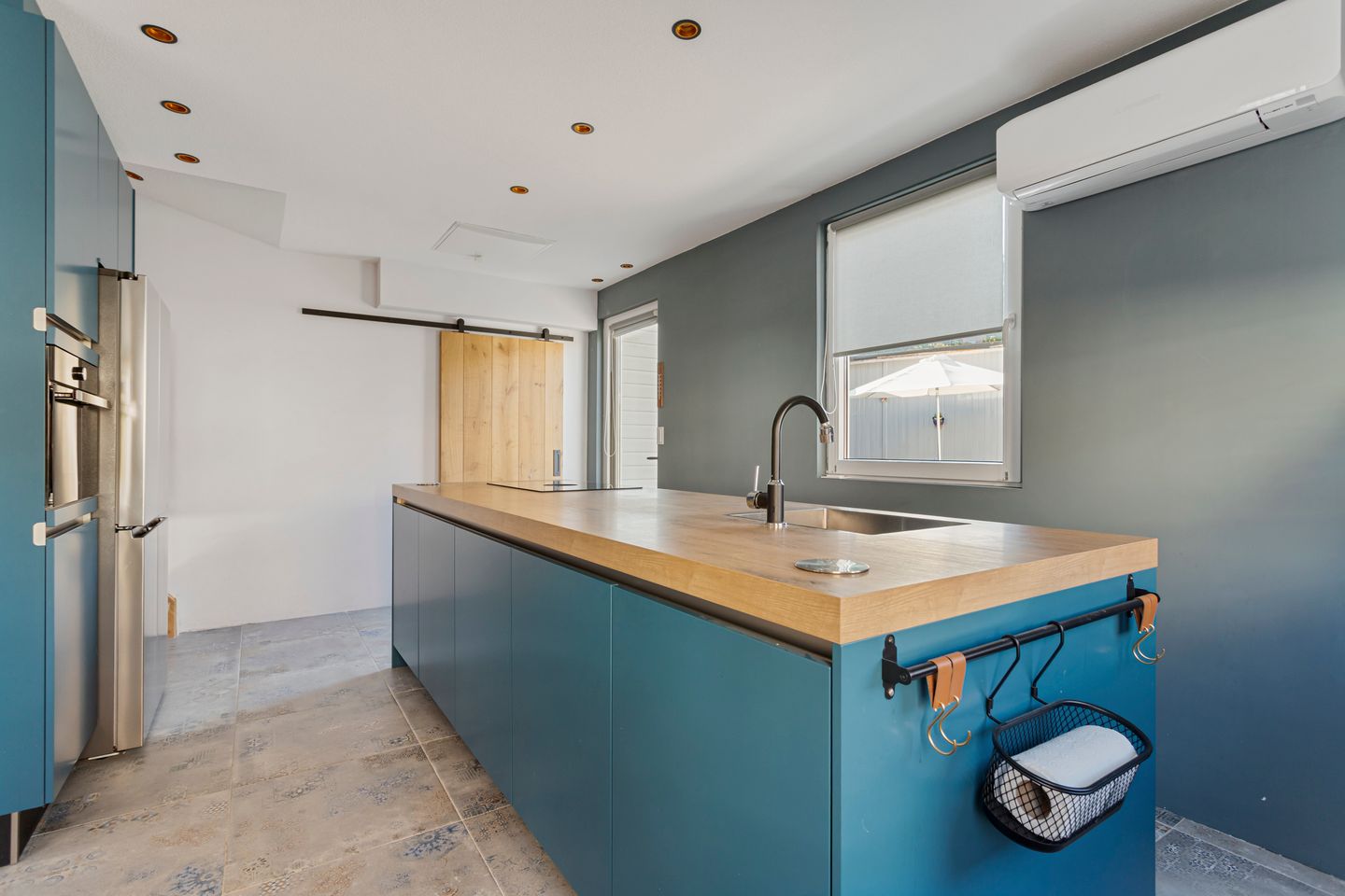 Photo 10 of Raadhuisstraat 60