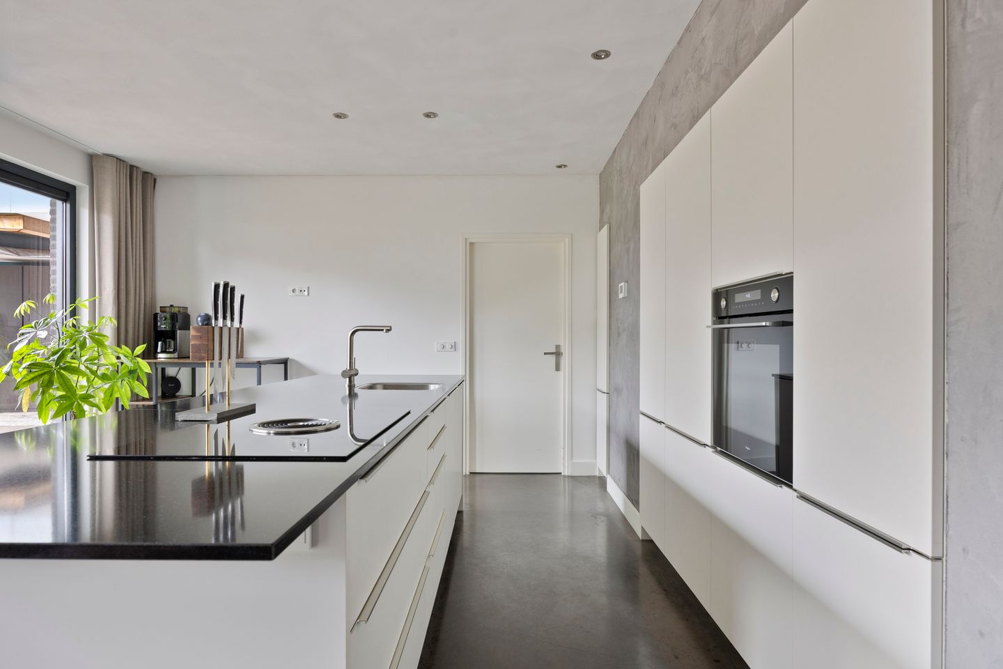 Photo 25 of Raadhuisstraat 144