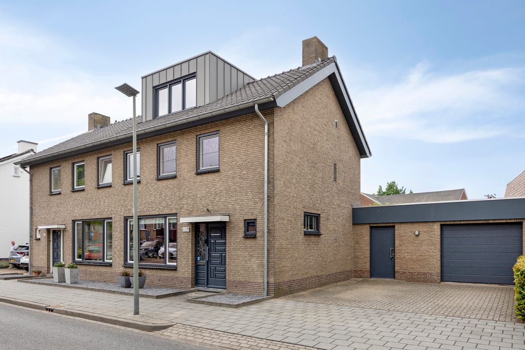 Photo 1 of Raadhuisstraat 144