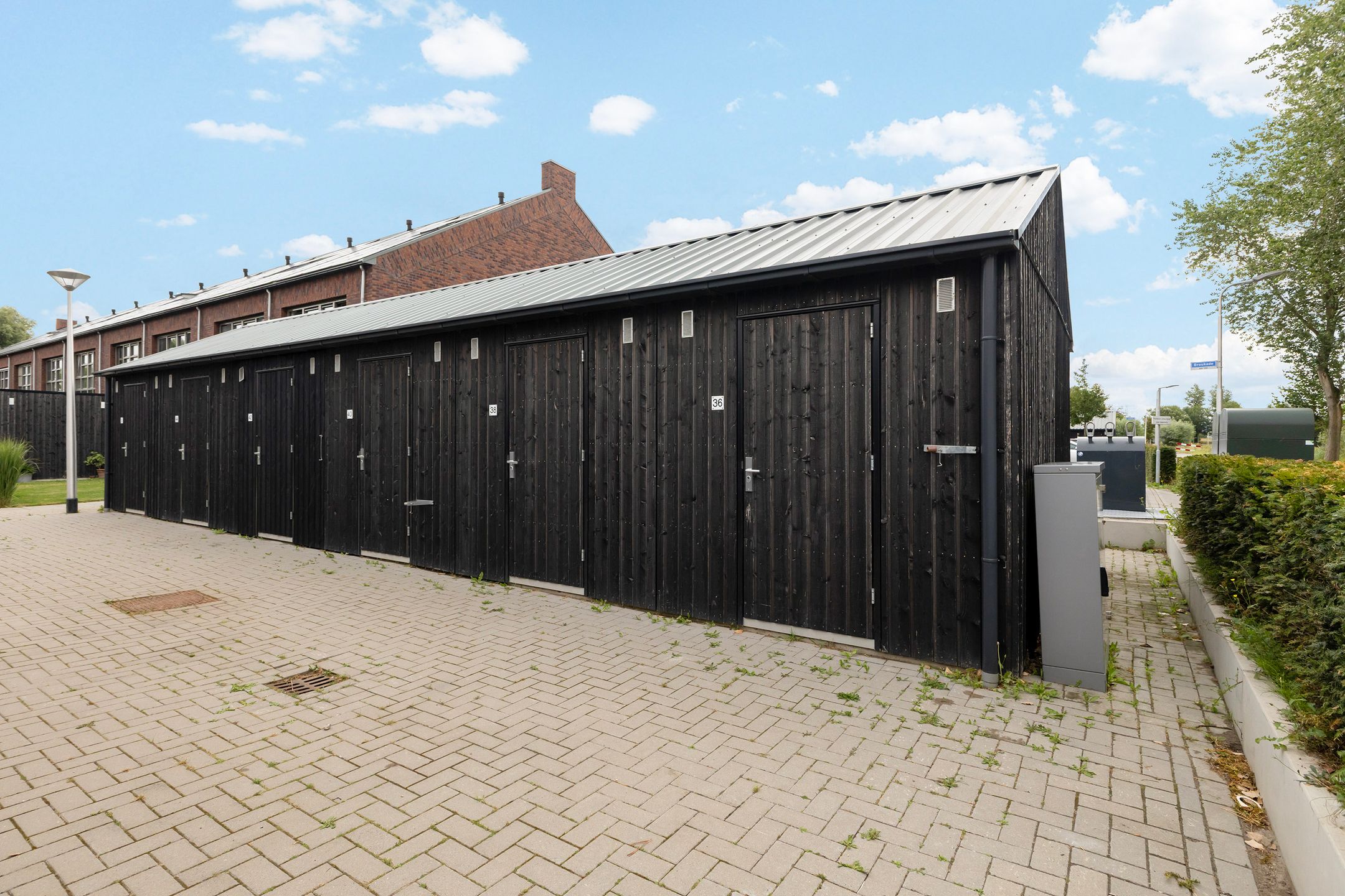 Foto 42 van Broukade 36